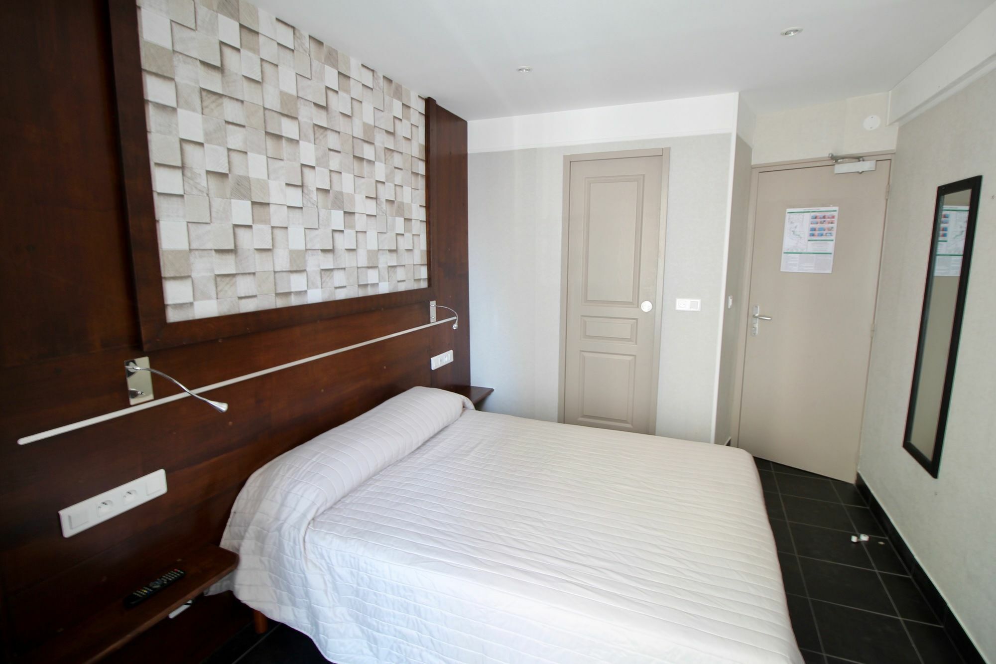 Hotel Des Pyrenees *